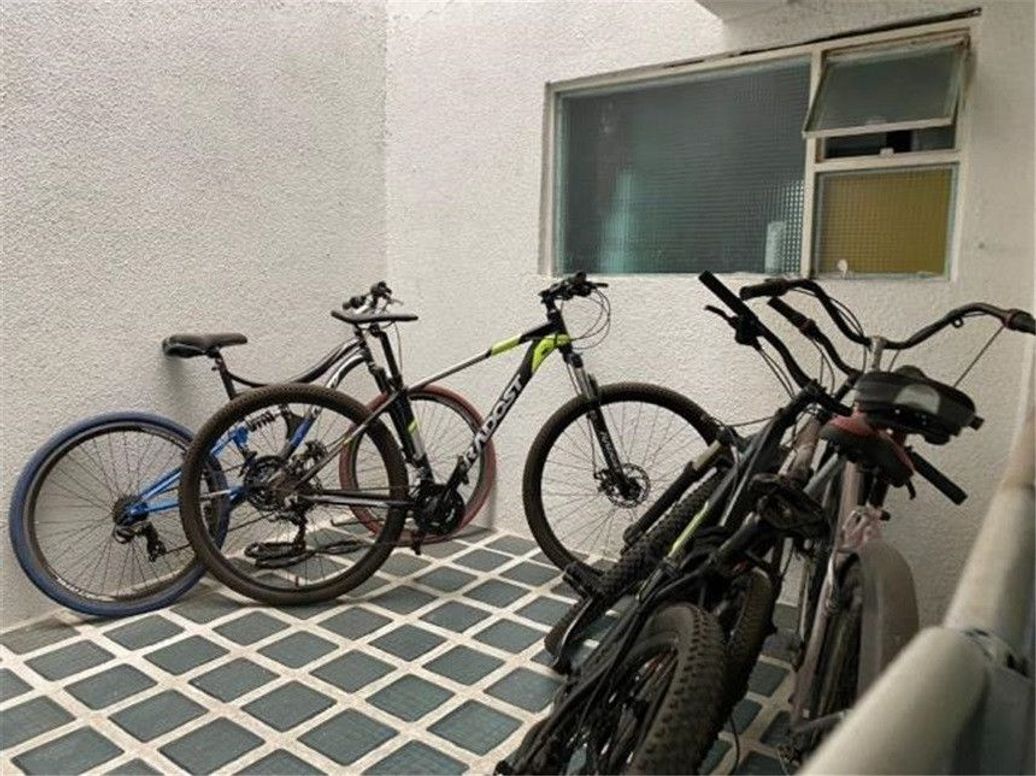 Casa de 10 alcobas en venta en Bonanza, Bogotá, 400 m² · foto 7 de 19