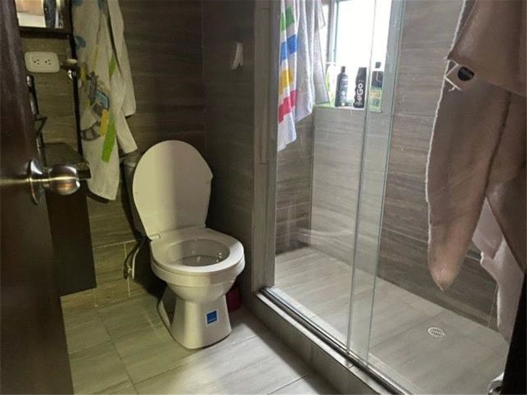 Casa de 8 alcobas en venta en Olaya, Bogotá, 352 m² · foto 14 de 18