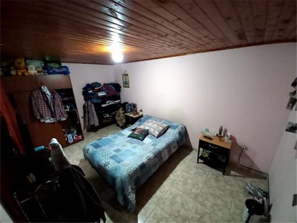 Casa de 6 alcobas en venta en El Virrey, Bogotá, 211 m² · foto 16 de 18