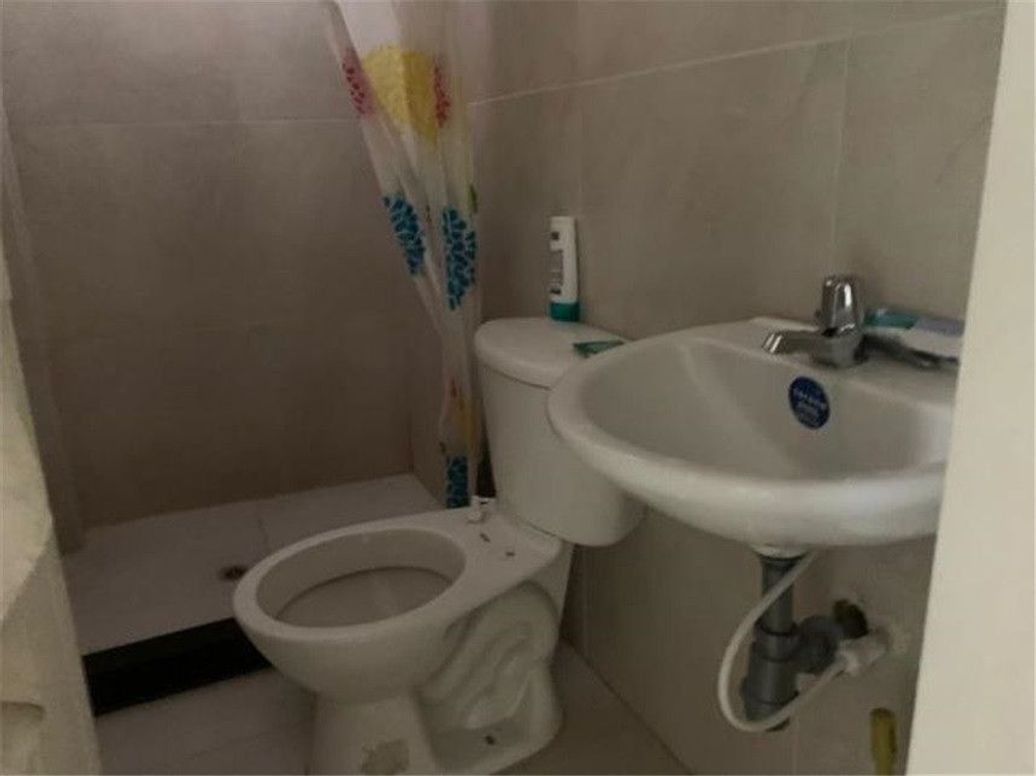 Casa de 8 alcobas en venta en Abraham Lincoln, Bogotá, 273 m² · foto 4 de 20