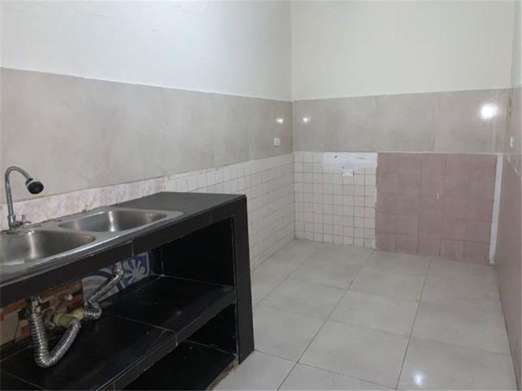Casa de 8 alcobas en venta en Abraham Lincoln, Bogotá, 273 m² · foto 18 de 20
