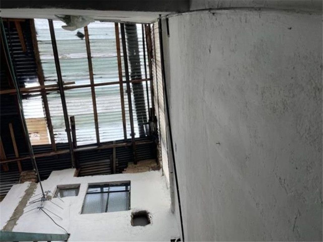 Casa de 6 alcobas en venta en San Bernardo, Bogotá, 224 m² · foto 4 de 11