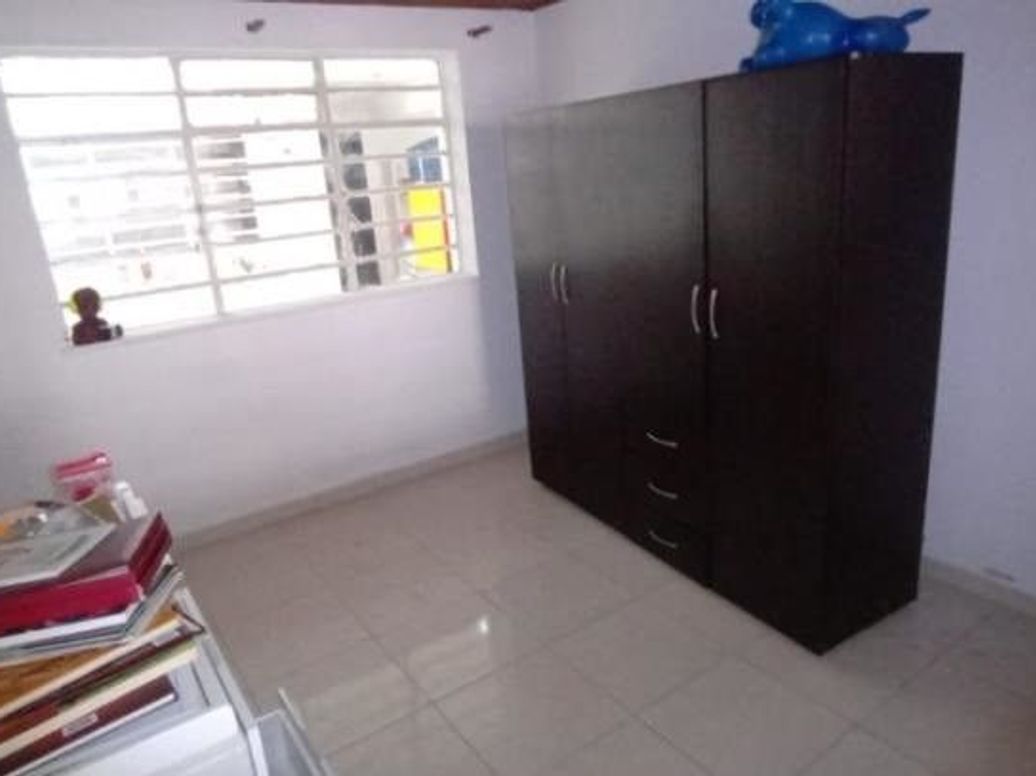 Casa de 6 alcobas en venta en San Antonio De Padua, Bogotá, 233 m² · foto 6 de 20