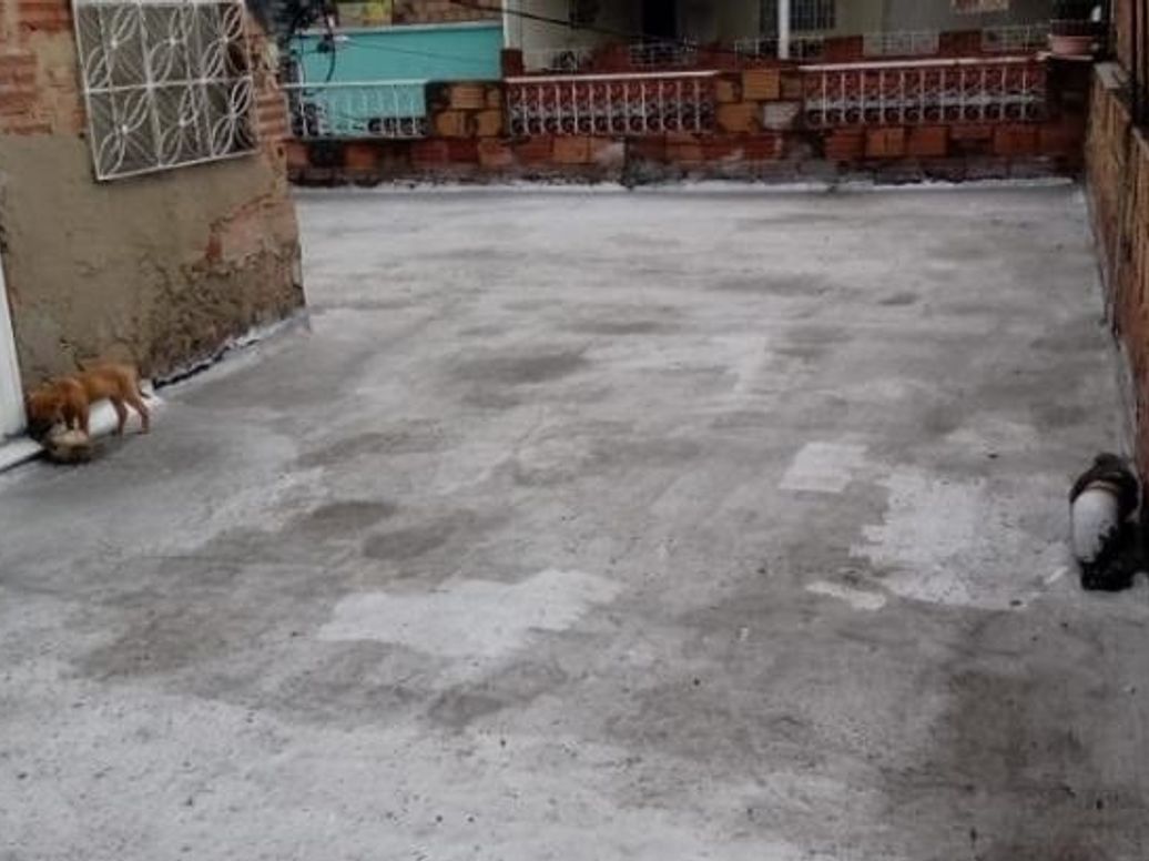 Casa de 14 alcobas en venta en Claret, Bogotá, 394 m² · foto 6 de 14