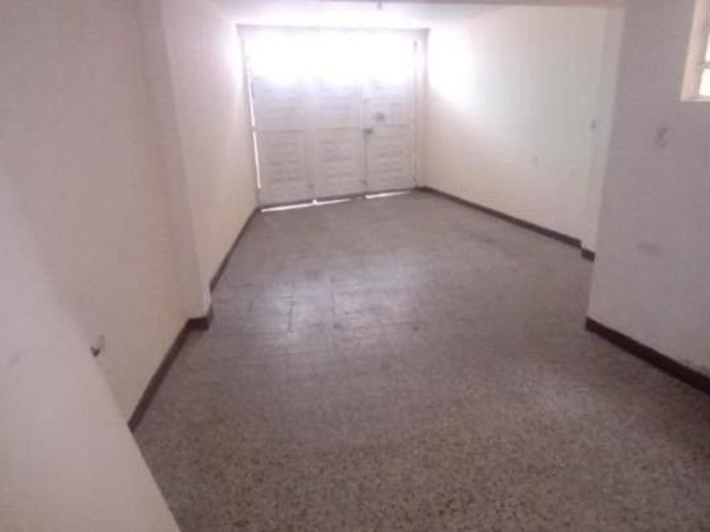 Casa de 14 alcobas en venta en Claret, Bogotá, 394 m² · foto 11 de 14