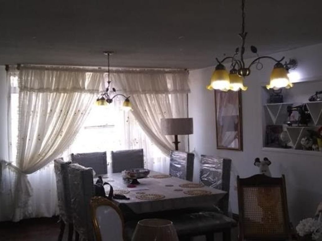 Casa de 6 alcobas en venta en Santa Isabel Sur, Bogotá, 436 m² · foto 6 de 16