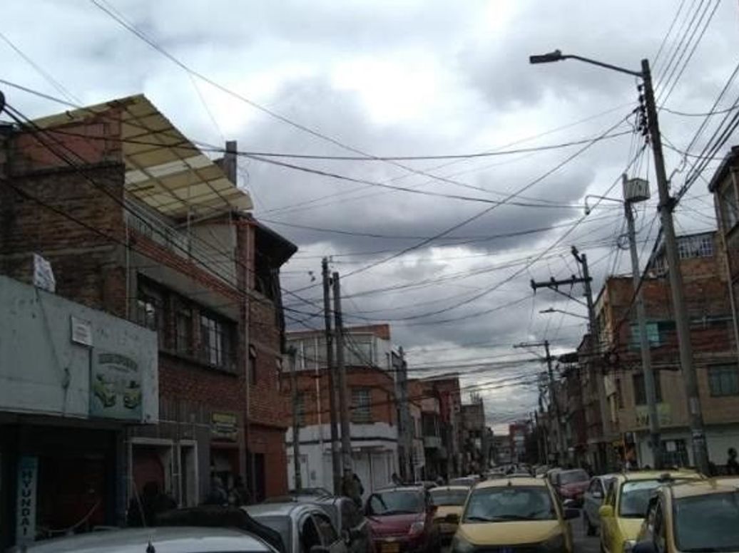 Casa de 2 alcobas en venta en Restrepo, Bogotá, 208 m² · foto 2 de 11