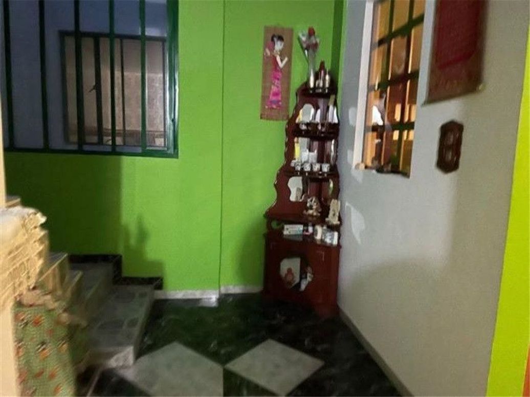 Casa de 10 alcobas en venta en Las Cruces, Bogotá, 270 m² · foto 4 de 8