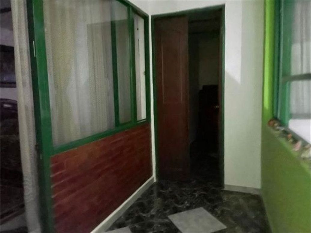 Casa de 10 alcobas en venta en Las Cruces, Bogotá, 270 m² · foto 3 de 8