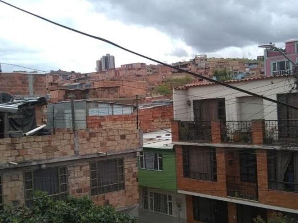Casa de 2 alcobas en venta en Princesa Bochica, Bogotá, 198 m² · foto 3 de 20