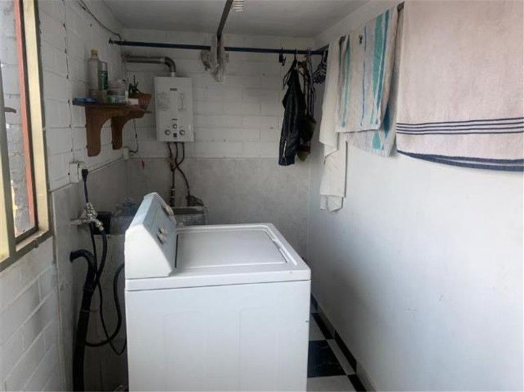 Casa de 5 alcobas en venta en Quiroga, Bogotá, 325 m² · foto 18 de 20