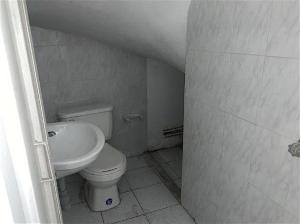 Casa de 9 alcobas en venta en Murillo Toro, Bogotá, 402 m² · foto 4 de 20