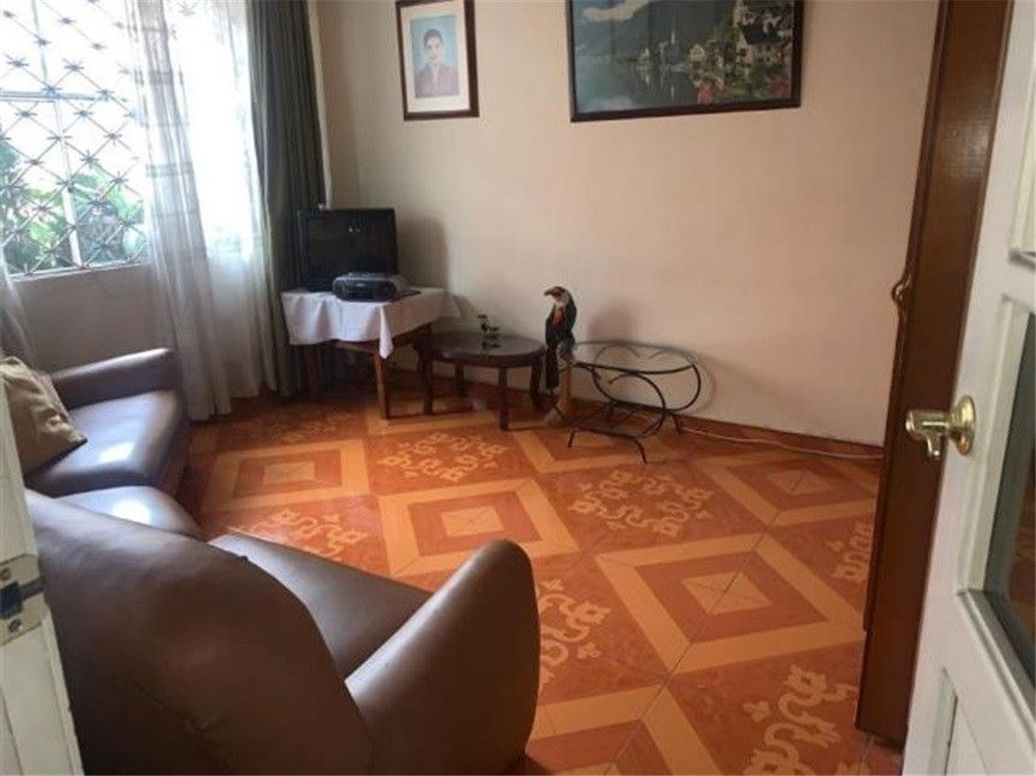 Casa de 9 alcobas en venta en Murillo Toro, Bogotá, 402 m² · foto 16 de 20