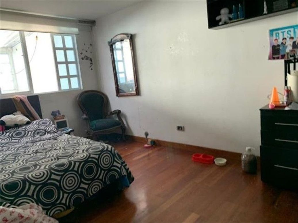 Casa de 7 alcobas en venta en Bosque Popular, Bogotá, 369 m² · foto 11 de 18