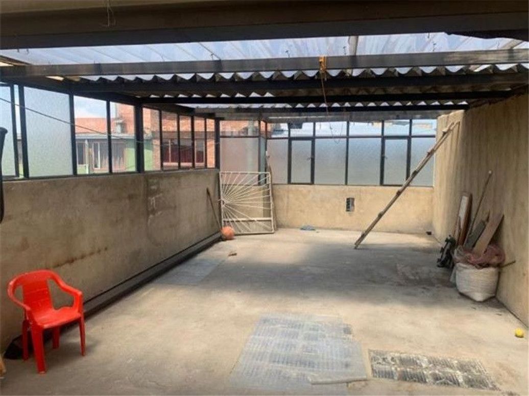 Casa de 3 alcobas en venta en Carvajal, Bogotá, 61 m² · foto 4 de 16