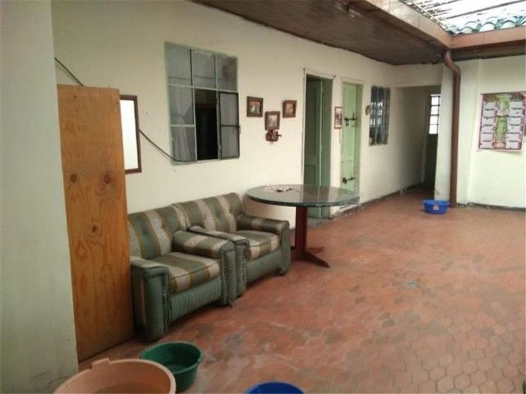 Casa de 3 alcobas en venta en Restrepo Occidental, Bogotá, 126 m² · foto 3 de 8
