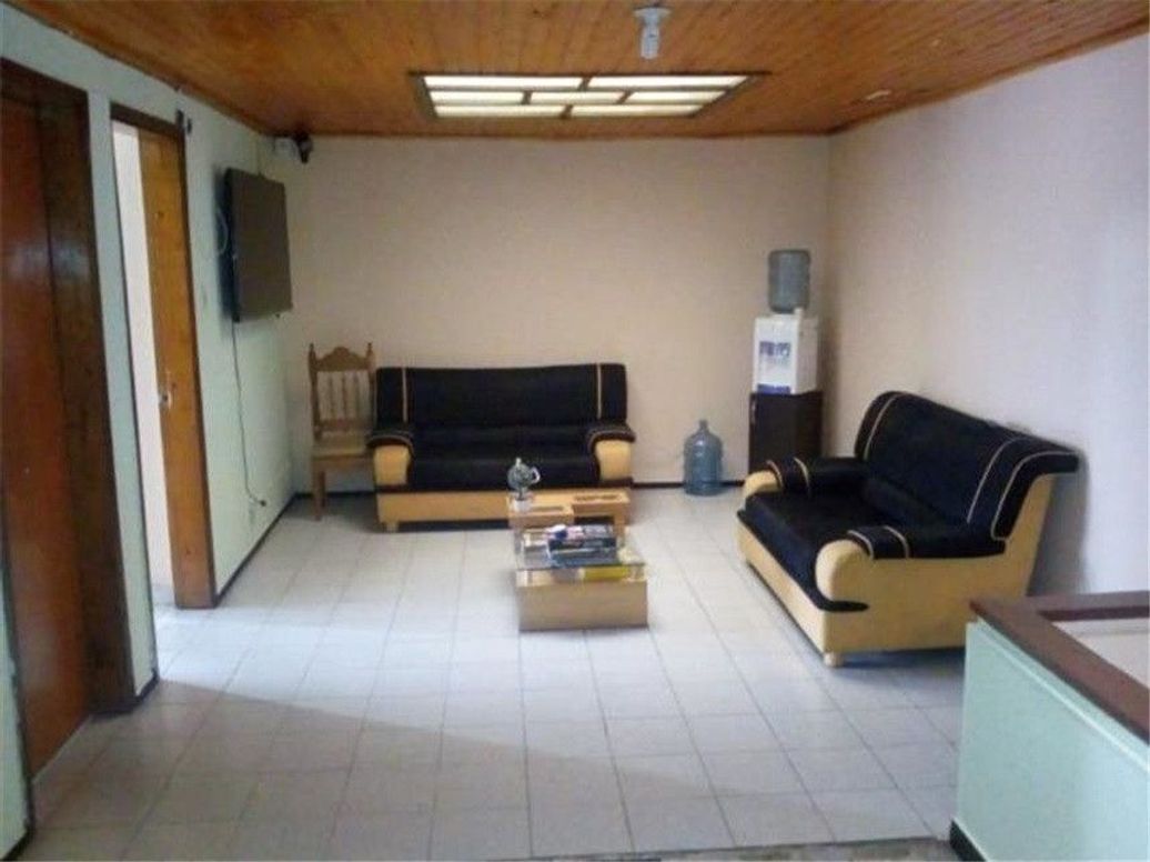 Casa de 5 alcobas en venta en Ciudad Berna, Bogotá, 273 m² · foto 18 de 20