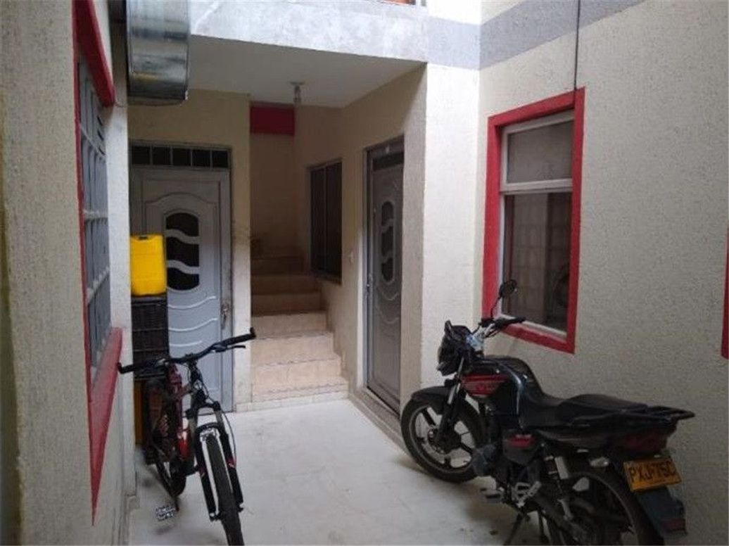 Casa de 18 alcobas en venta en Marco Fidel Suarez, Bogotá, 737 m² · foto 18 de 20