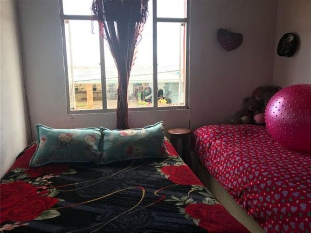 Casa de 7 alcobas en venta en San Vicente, Bogotá, 160 m² · foto 14 de 15