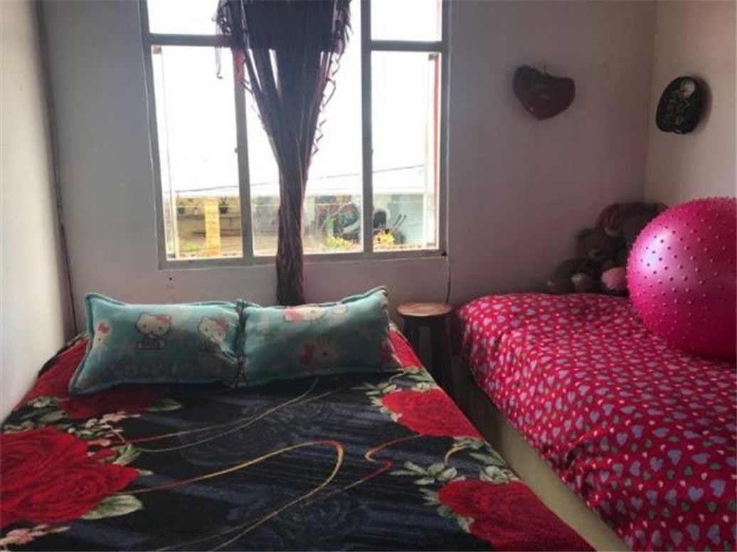 Casa de 7 alcobas en venta en San Vicente, Bogotá, 160 m² · foto 13 de 15