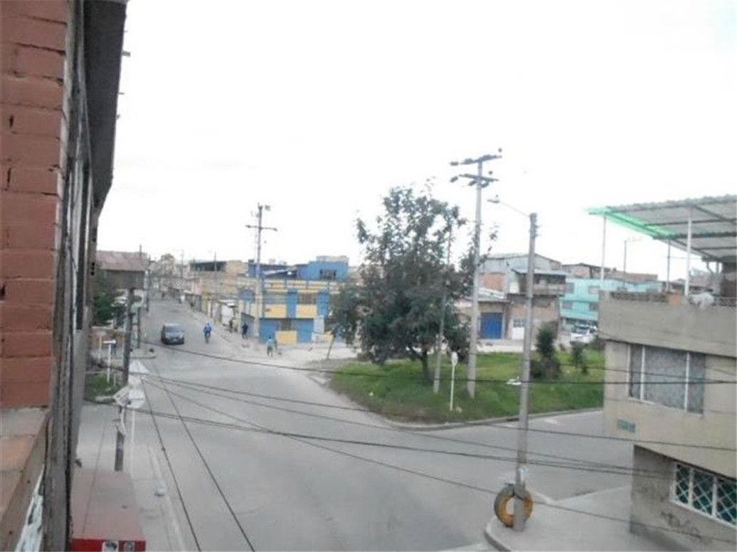 Casa de 17 alcobas en venta en Atahualpa, Bogotá, 550 m² · foto 3 de 20