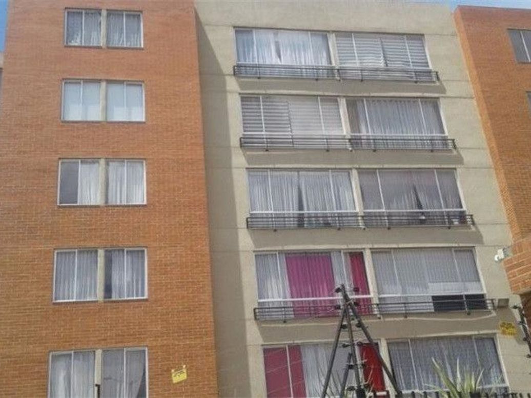 Apartamento de 3 alcobas en venta en Ciudad Verde, Bogotá, 64 m² · foto 2 de 18