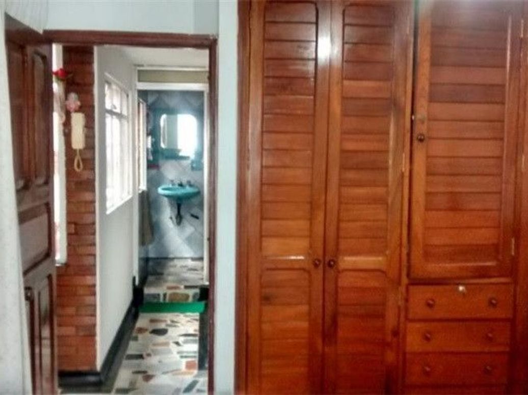 Casa de 18 alcobas en venta en Centenario, Bogotá, 766 m² · foto 19 de 20