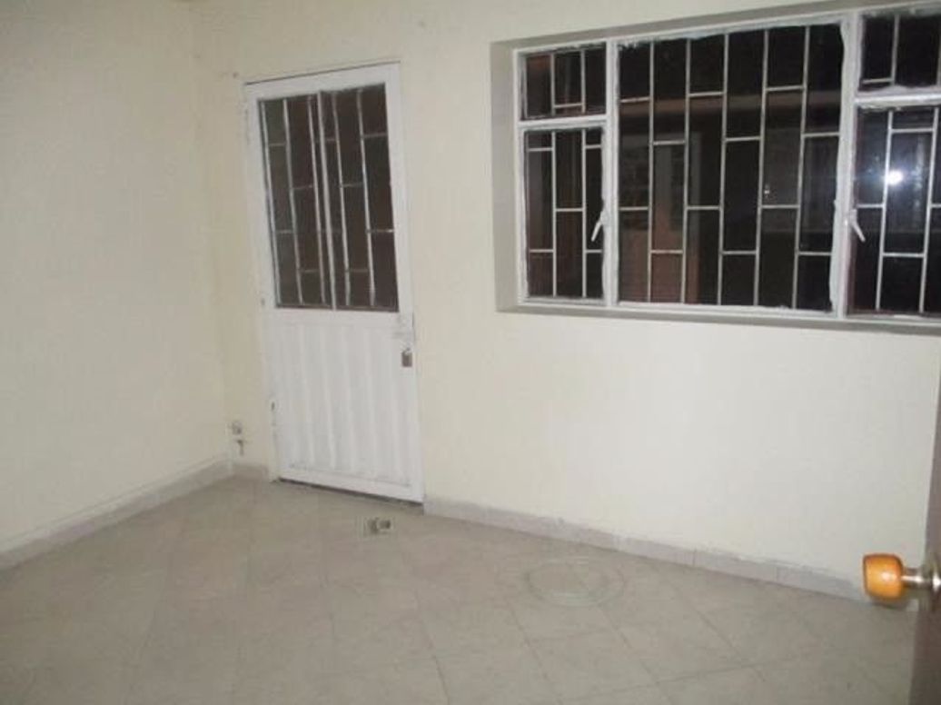 Casa de 10 alcobas en venta en Diana Turbay, Bogotá, 250 m² · foto 9 de 20
