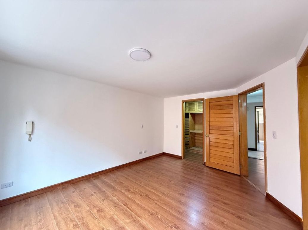Apartamento de 3 alcobas en venta en Chico Norte Et. Iii, Bogotá, 140 m² · foto 14 de 17