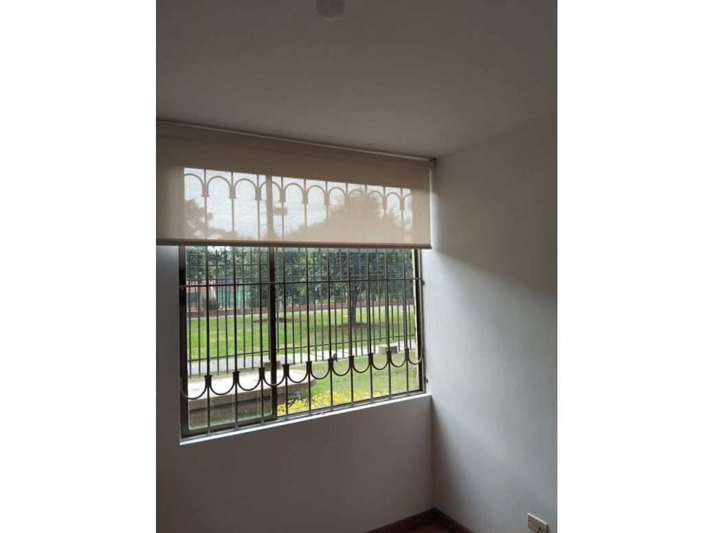 Apartamento de 3 alcobas en venta en Ciudad Salitre Occidental, Bogotá, 65 m² · foto 8 de 12