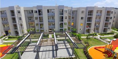 APARTAMENTO EN ARRIENDO EN MANZANILLO DEL MAR

 

Moderno apartamento, ubicado en zona central de la ciudad. Cuenta con 2 alcobas, 2 baños, sala, comedor, cocina integral balcón, 1 garaje.La copropiedad cuenta con vigilancia, piscina, ascensores, cerca hay supermercados, centros médicos, transporte publico cercano.

El valor del canon incluye administración.

 

CÓDIGO WASI 9463891
