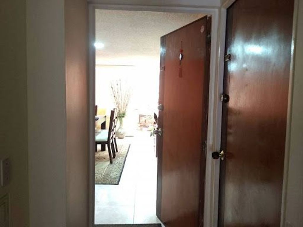 Apartamento de 3 alcobas en venta en Los Andes, Bogotá, 78 m² · foto 2 de 20