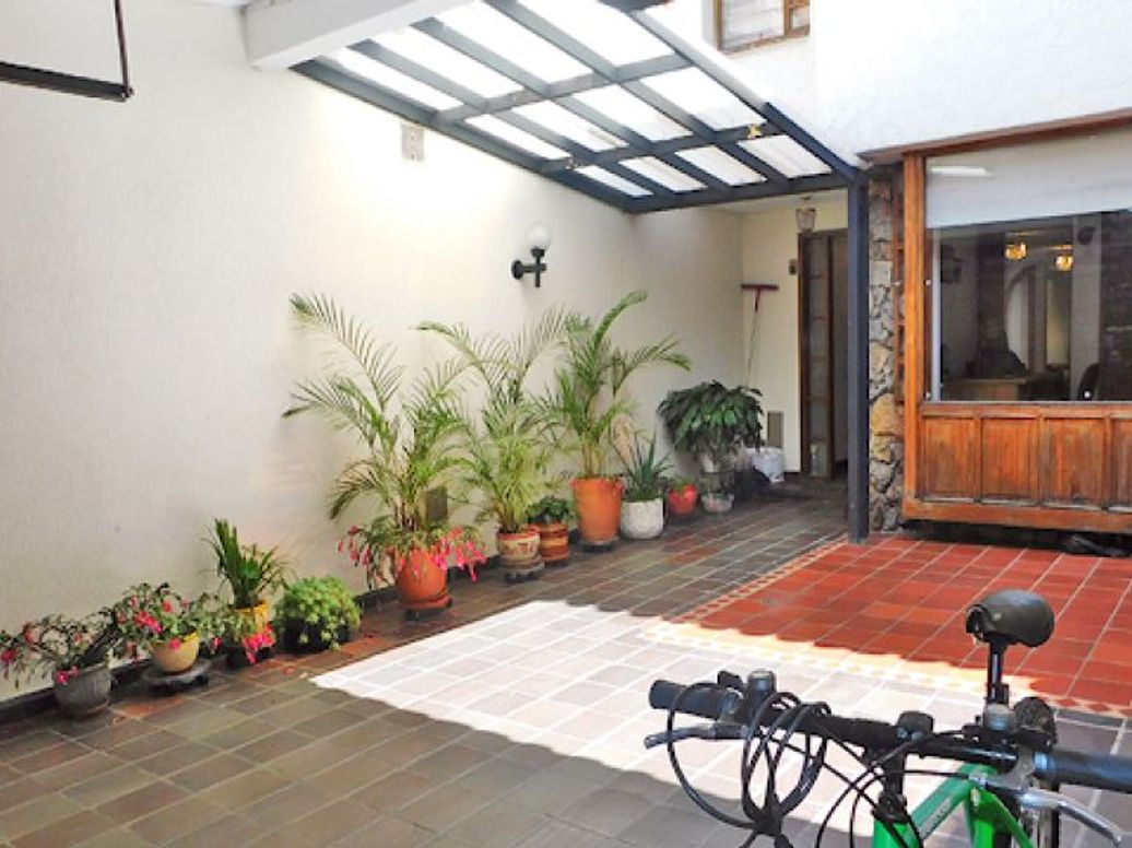Casa de 4 alcobas en venta en San Patricio, Bogotá, 318 m² · foto 5 de 20