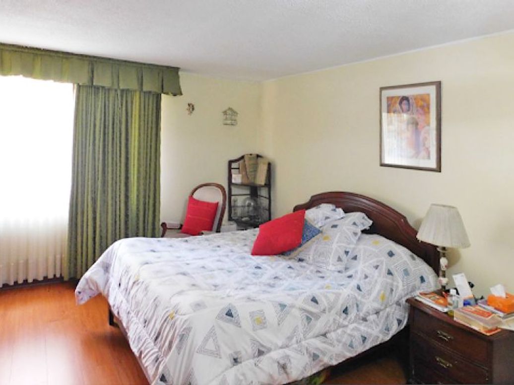 Casa de 4 alcobas en venta en San Patricio, Bogotá, 318 m² · foto 17 de 20