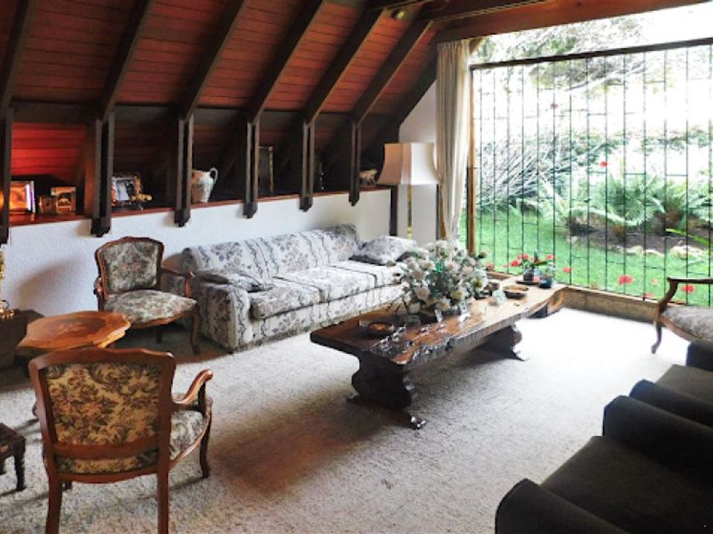 Casa de 3 alcobas en venta en Santa Barbara Central, Bogotá, 246 m² · foto 3 de 20