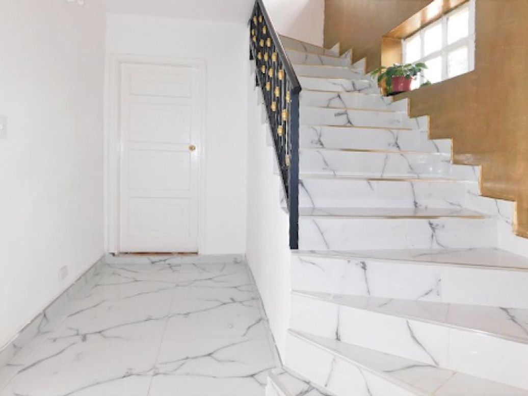 Casa de 4 alcobas en venta en Pardo Rubio, Bogotá, 394 m² · foto 8 de 20