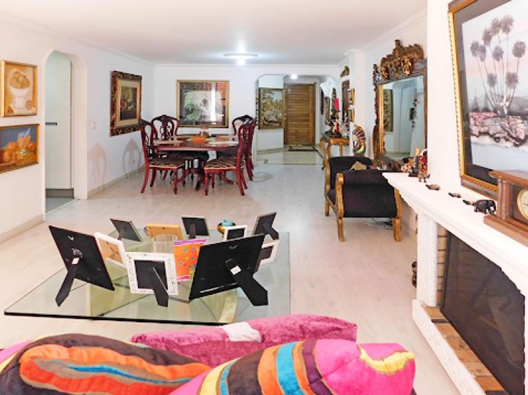 Apartamento de 3 alcobas en venta en Santa Bibiana, Bogotá, 128 m² · foto 6 de 20