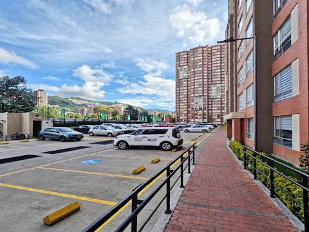 Apartaestudio en venta en El Redil, Bogotá, 35 m² · foto 11 de 20