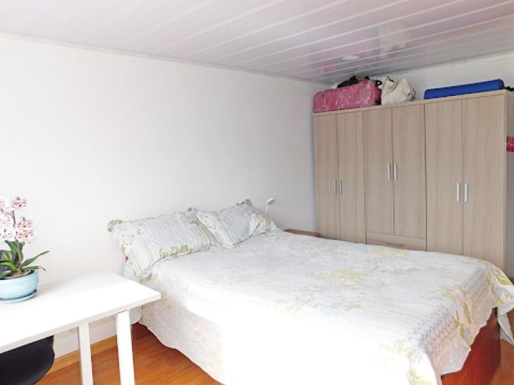 Casa de 7 alcobas en venta en Polo Club, Bogotá, 233 m² · foto 12 de 20