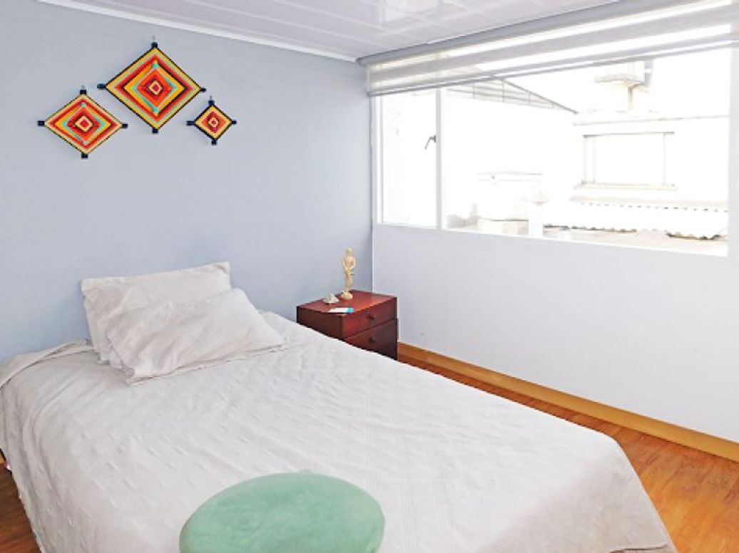 Casa de 7 alcobas en venta en Polo Club, Bogotá, 233 m² · foto 15 de 20