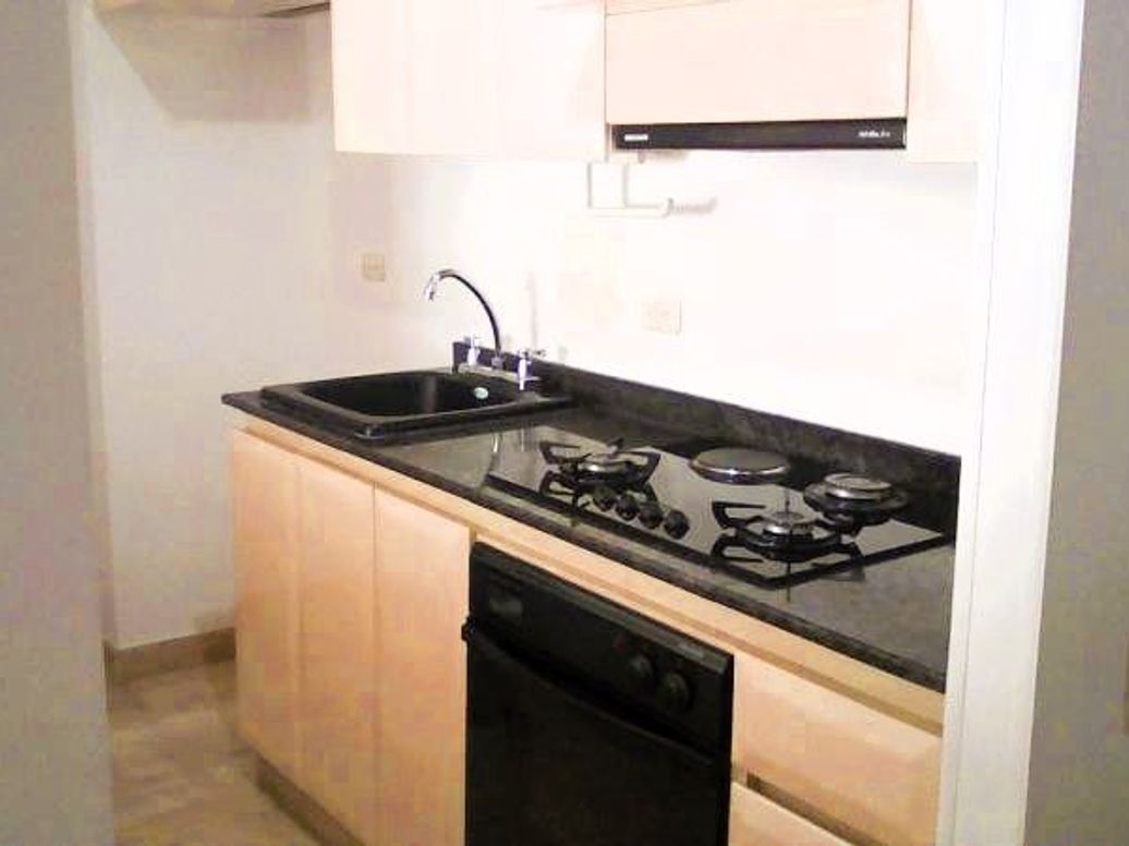 Apartamento de 1 alcoba en venta en Santa Barbara Occidental, Bogotá, 53 m² · foto 6 de 13