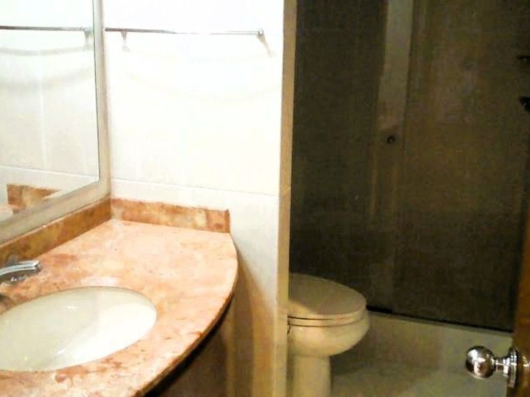 Apartamento de 1 alcoba en venta en Santa Barbara Occidental, Bogotá, 53 m² · foto 11 de 13