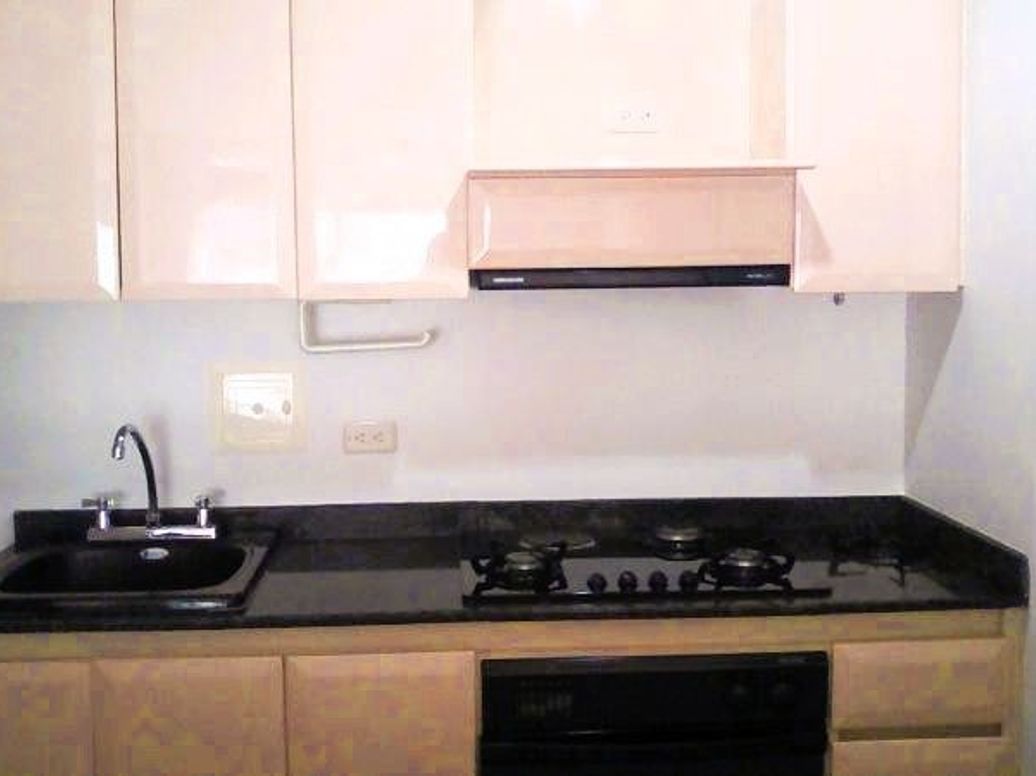 Apartamento de 1 alcoba en venta en Santa Barbara Occidental, Bogotá, 53 m² · foto 7 de 13