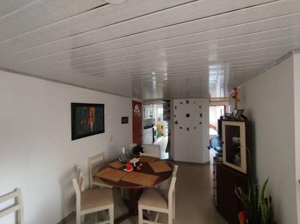 Apartamento de 3 alcobas en venta en Villas De Granada, Bogotá, 65 m² · foto 12 de 19