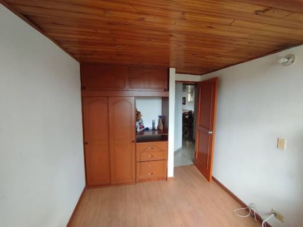 Apartamento de 3 alcobas en venta en Villas De Granada, Bogotá, 65 m² · foto 17 de 19