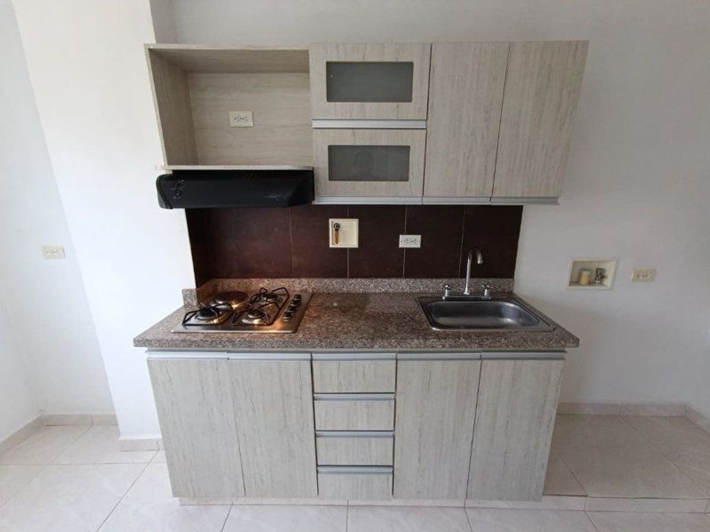 Apartaestudio en Arriendo en Entreamigos – Sabaneta con Balcón en Entreamigos