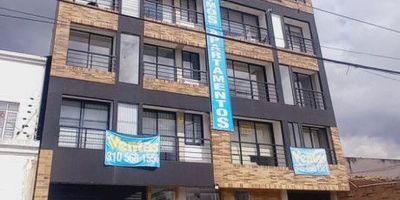 SE VENDE!

Amplio y hermoso apartamento! para estrenar, excelentes acabados,  de 1 habitación, 1 baño ½, más estudio, sala – con balcón, comedor, hermosa vista, bastante iluminando con ascensor, 1 parqueadero más depósito, vigilancia 24/7, excelente ubicación muy cerca a tras milenio y vías principales, cerca a Centro Comercial, restaurantes, bancos, centros médicos, papelerías de cadena, parques aledaños no esperes más 
¡Agenda tu cita para conocerlo!