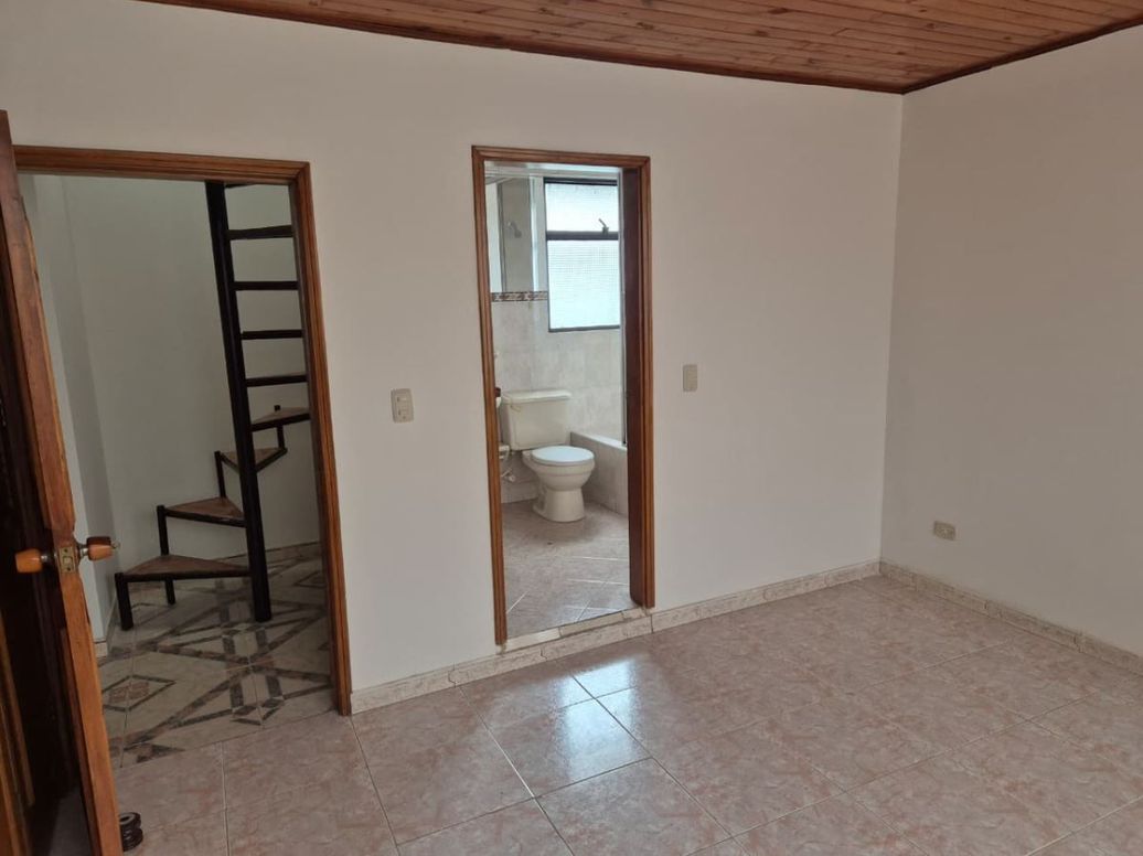 Apartamento de 3 alcobas en venta en San Cristobal Norte, Bogotá, 121 m² · foto 10 de 20