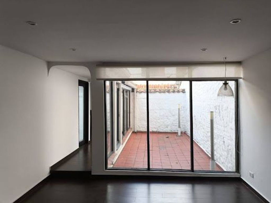Casa de 3 alcobas en venta en Santa Barbara, Bogotá, 205 m² · foto 12 de 20