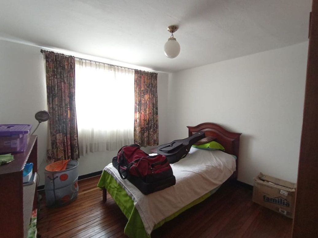 Casa de 5 alcobas en venta en Suba Urbano, Bogotá, 335 m² · foto 8 de 20